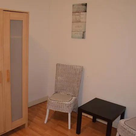 아파트 Self Check Inn Apartment 암스테르담